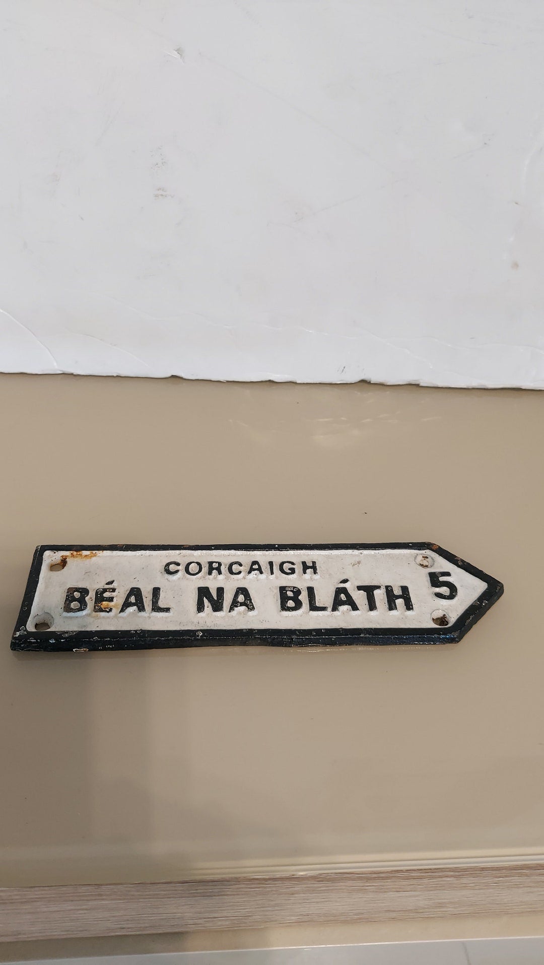 Béal na Bláth Road Sign Plaque