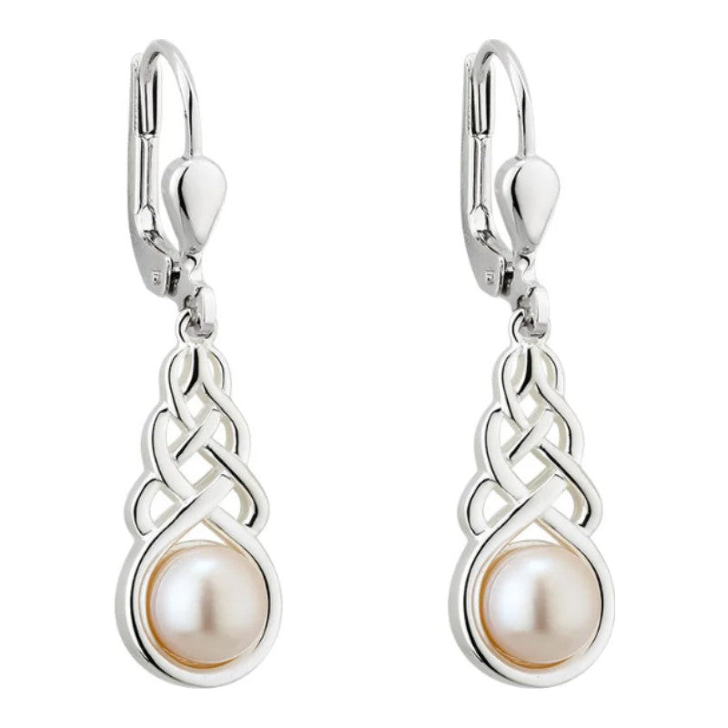 Solvar Pearl Earring