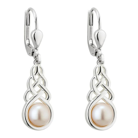 Solvar Pearl Earring