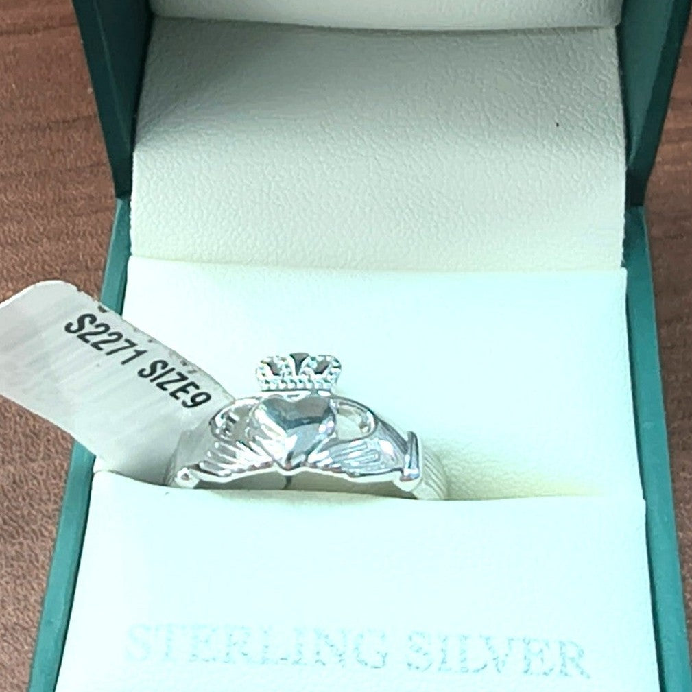 Solvar Sterling Silver Ring Claddagh