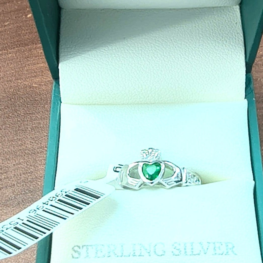 Solvar Sterling Silver Ring Claddagh Emerald