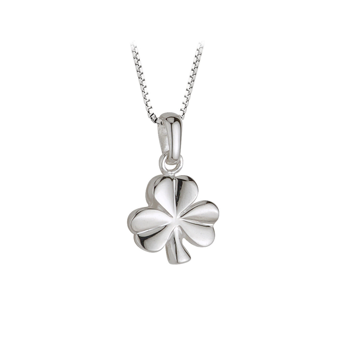 Solvar Clover Pendant