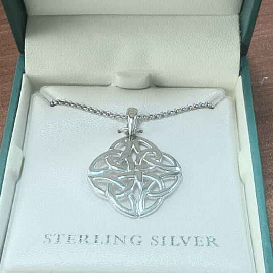 Solvar Necklace